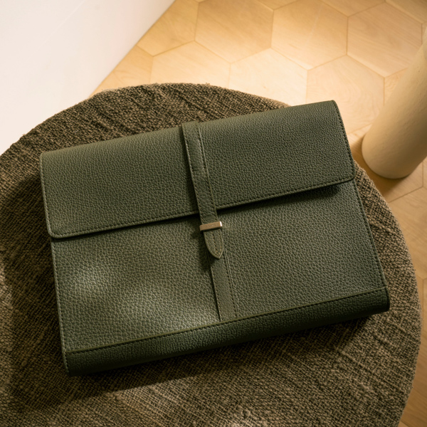 Clutch bag